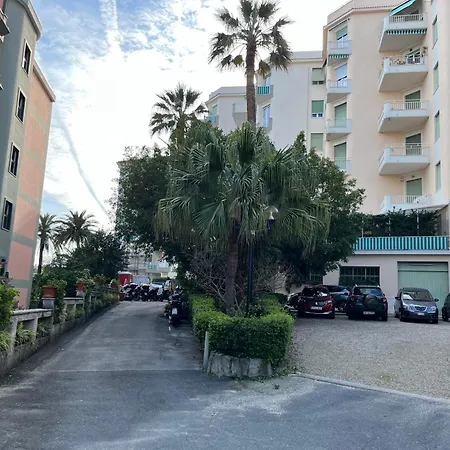 Mapa 25 Apartment Sanremo